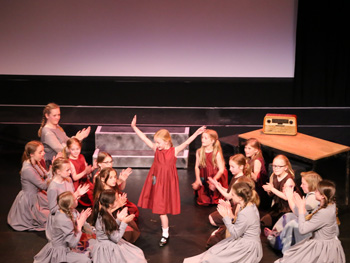 Annie 2016 – Orphans