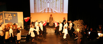 Annie 2016 – Company
